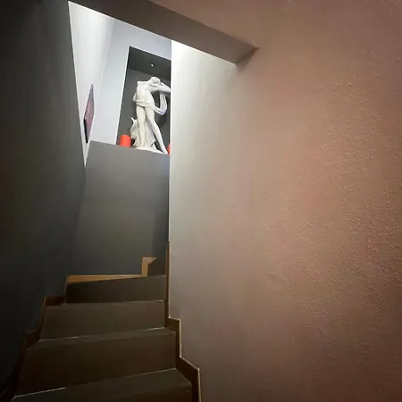 Maison Blance Mediolan