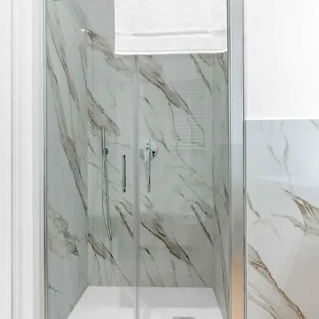 Vitruvio Palace - La Vista Milan