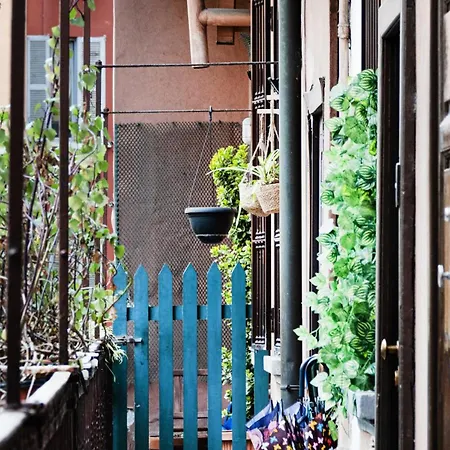 Casa Enea - Luxury House - Porta Romana - Duomo M3 Apartment Milan