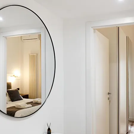 Casa Enea - Luxury House - Porta Romana - Duomo M3 Apartamento Milão