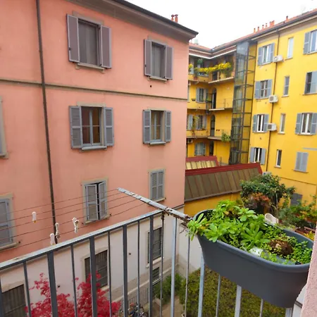 Casa Martini, Porta Romana Милан
