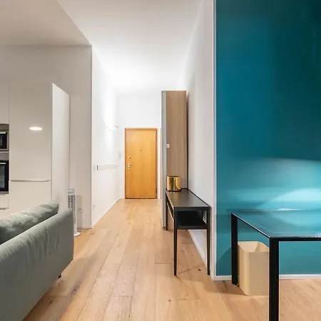 10 Minutes From The Duomo - Double Apartment *