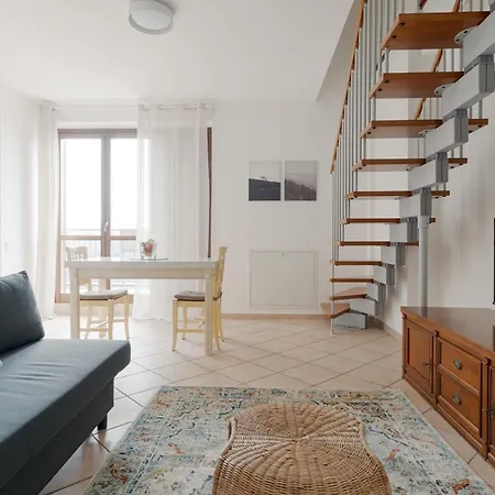 Guesthost - Spacious 600 Mt To Metro M3 Comasina * Μιλάνο