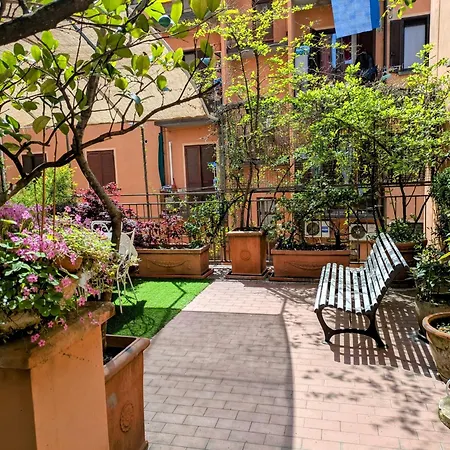 Alma Vacation In The Centre, Big Terrace