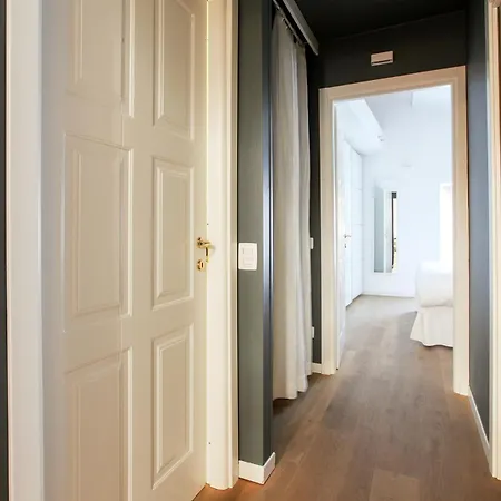 Modern And Cosy Arco Della Pace *