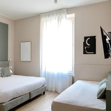 Aiello - Isola Design District 3*