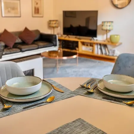 Central, Quiet And Strategic *