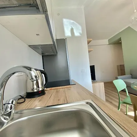 Metro S&m Home, Moderno E Confortevole Con Metro M3 Sotto Casa * Milão