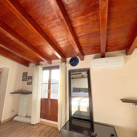 Διαμέρισμα The Urban Nest 2, Spacious, Wifi And Near The Red Metro