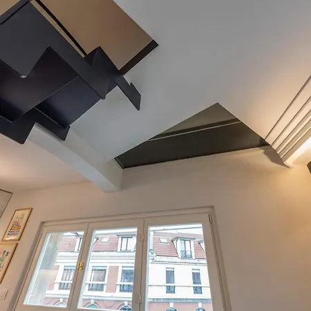 Stunning Cupola Apt-steps From San Babila & Duomo *