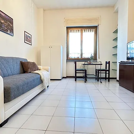 I-host - Valsolda 3 Appartement Milan