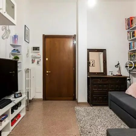 Ampia Stanza Privata In Zona Citta Studi *