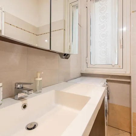 Apartment Guest Planet - Maison Citta Studi Milan