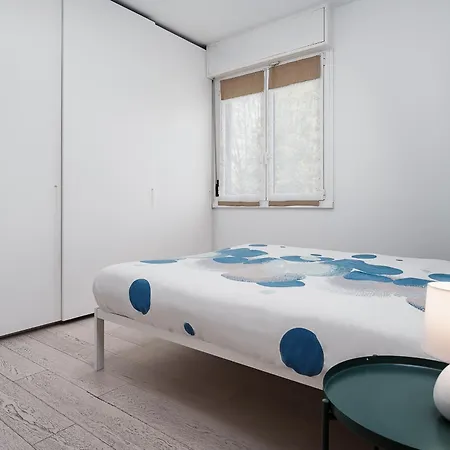 New - M1 S Leonardo 60m - San Siro - 6 Guests