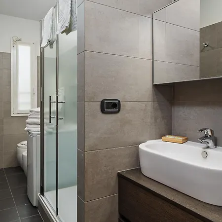 New - M1 S Leonardo 60m - San Siro - 6 Guests Апартаменты