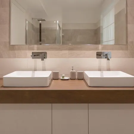 Cozy And Modern Two Bedrooms Parco Sempione - Mirable Pm Apartman *