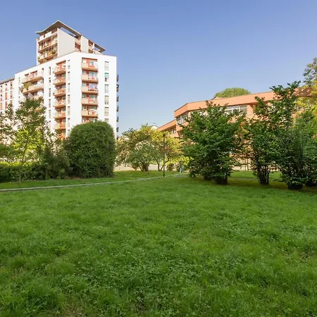 Cozy And Modern Two Bedrooms Parco Sempione - Mirable Pm