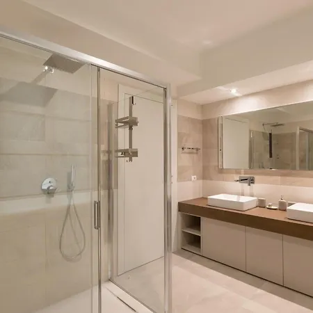 Cozy And Modern Two Bedrooms Parco Sempione - Mirable Pm Apartman *