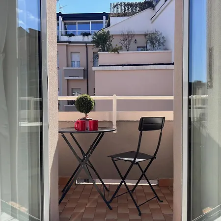 Apartamento Bright With Balcony In Corso Xxii Marzo