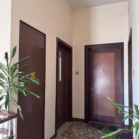 Apartament Bright With Balcony In Corso Xxii Marzo *