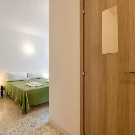 Navigli Center *