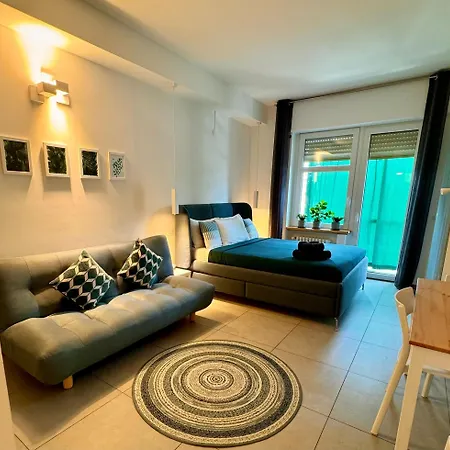 Ps Is Just Above The Subway M3 - 9mins To Duomo *