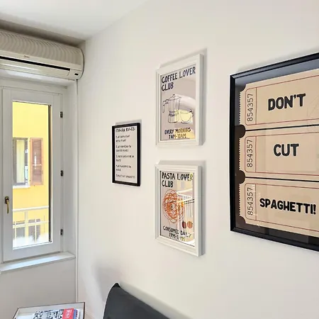 Апартаменты The Boutique - Steps Away From The Duomo Area *