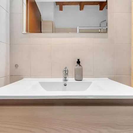 Metro M2 E Ac - Open Space Moderno A * Milano