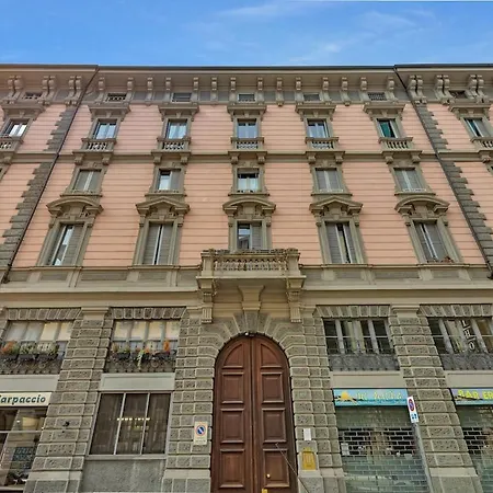 Porta Venezia - Elegant Downtown Apartment *