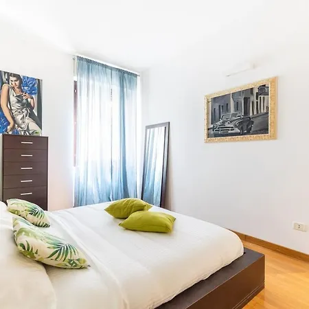 Duomo-navigli - Design Apartment, Wi-fi, Netflix Апартаменты