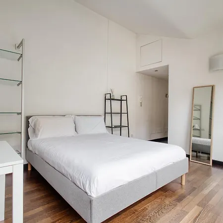 Isola - Quiet Spot Apartment