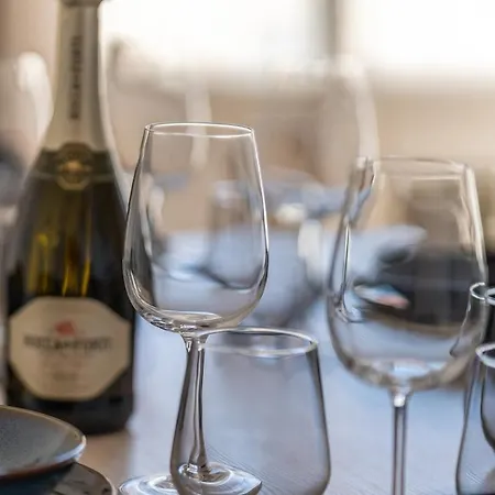 شقة Duomo-linate Airport - Two Bedrooms & Terrace View *