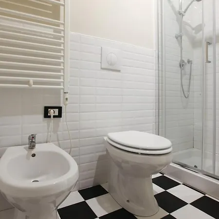 Station Spacious 2br Flat * Milano