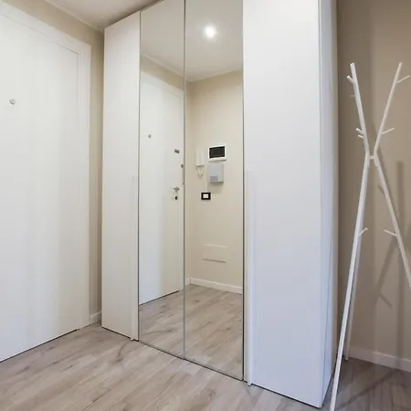 Lejlighed Station Spacious 2br Flat Milano