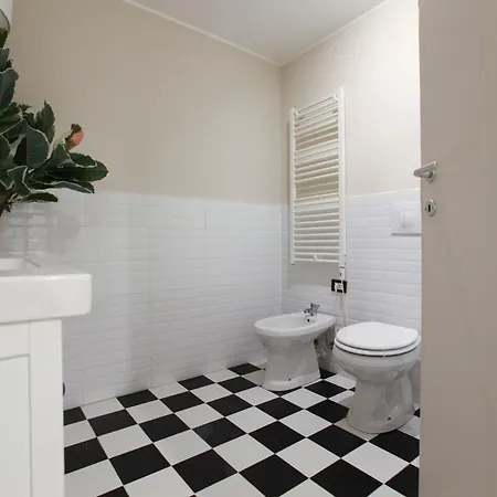 Station Spacious 2br Flat Lejlighed Milano