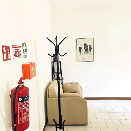 - Gorla Red Line Mediolan