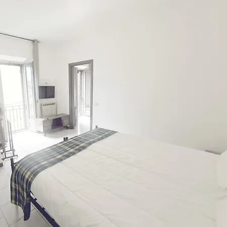 - Gorla Red Line Apartament Mediolan