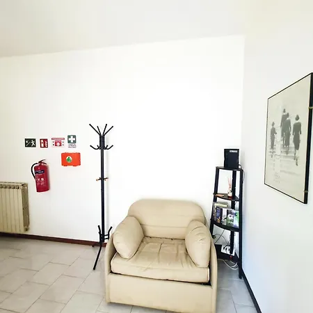 Apartament - Gorla Red Line