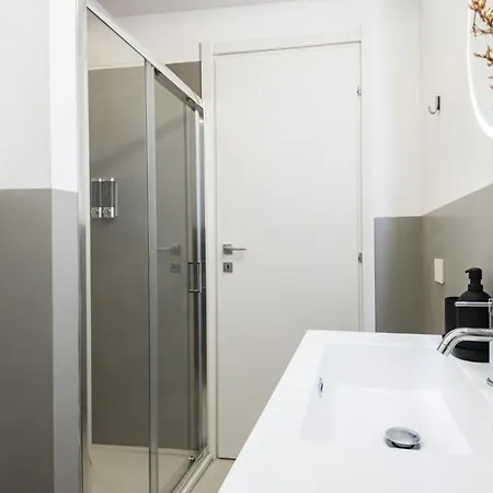 Appartement Easylife - Cav103 Sofisticato Mono Con Jacuzzi In *