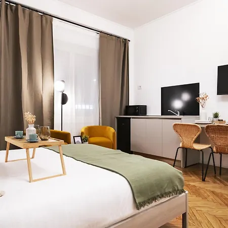 Easylife - - Cav 4 - Apartament *