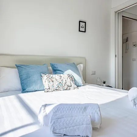 Joivy Sublime Flat With Balcony Apartmán *