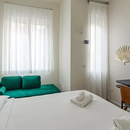 Palazzo Visconti Di Modrone, Two Beautiful By Halldis