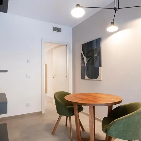 Hotel apartamentowy Relstay - De Angeli 4*