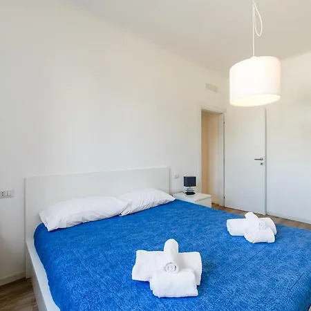 Spacious And Bright In Porta Vittoria Appartamento Milano