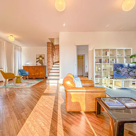 Corelli - Parking And Exclusive Garden