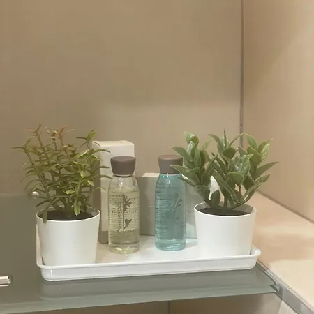 Mariposa Pta Venezia Via Menotti 米兰