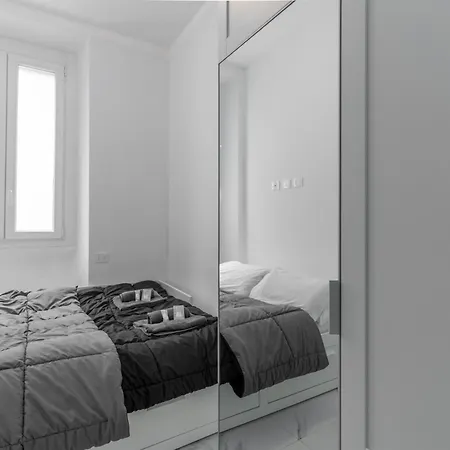 Cre9 -loreto - Duomo- - Modern - * Milaan