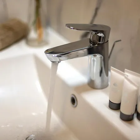 公寓 Stayeasy Melloni - 3 Rooms, 2 Baths - Center *