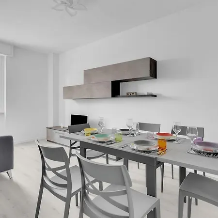 Metro M2 Famagosta-appartamento X5-self Check-in Daire Milano