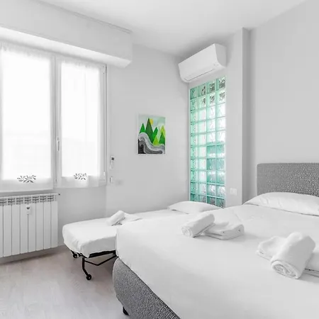 Comodo E Confortevole-sesto Piano Con Vista Milánó